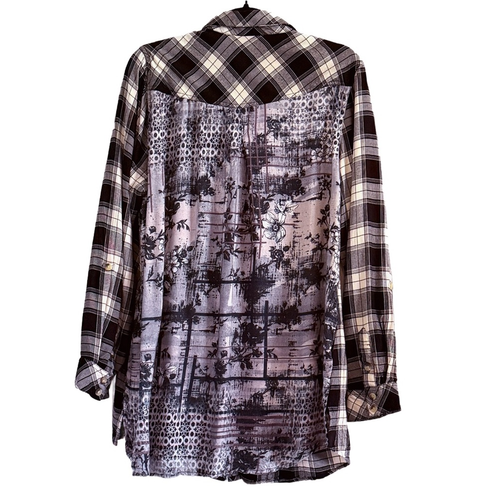 Tolani Plaid and Contrast Print Button Down Shirt Large - Picture 12 of 16